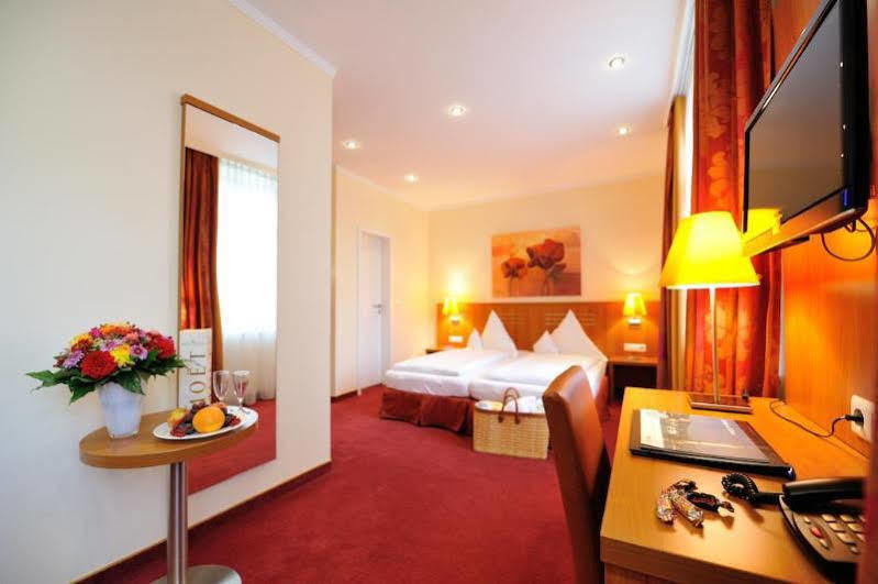 Hotel Vis à vis Lindau  Extérieur photo
